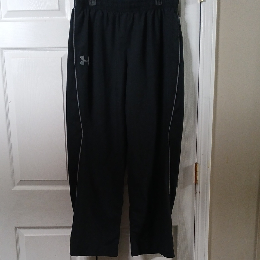Under Armour Loose Storm  Black Track Pants  Sz XL EUC worn once
